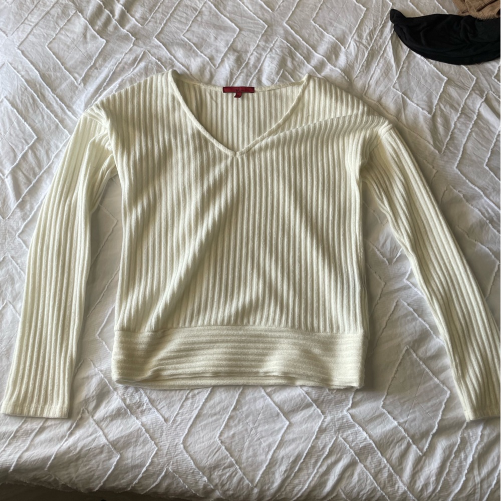 Red By BKE - White Sweater